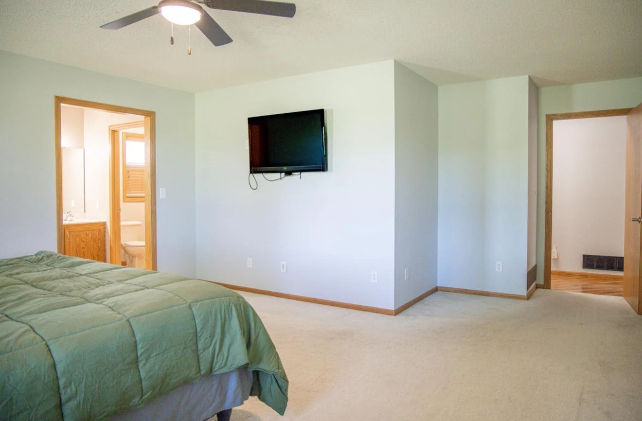 Main floor Primary