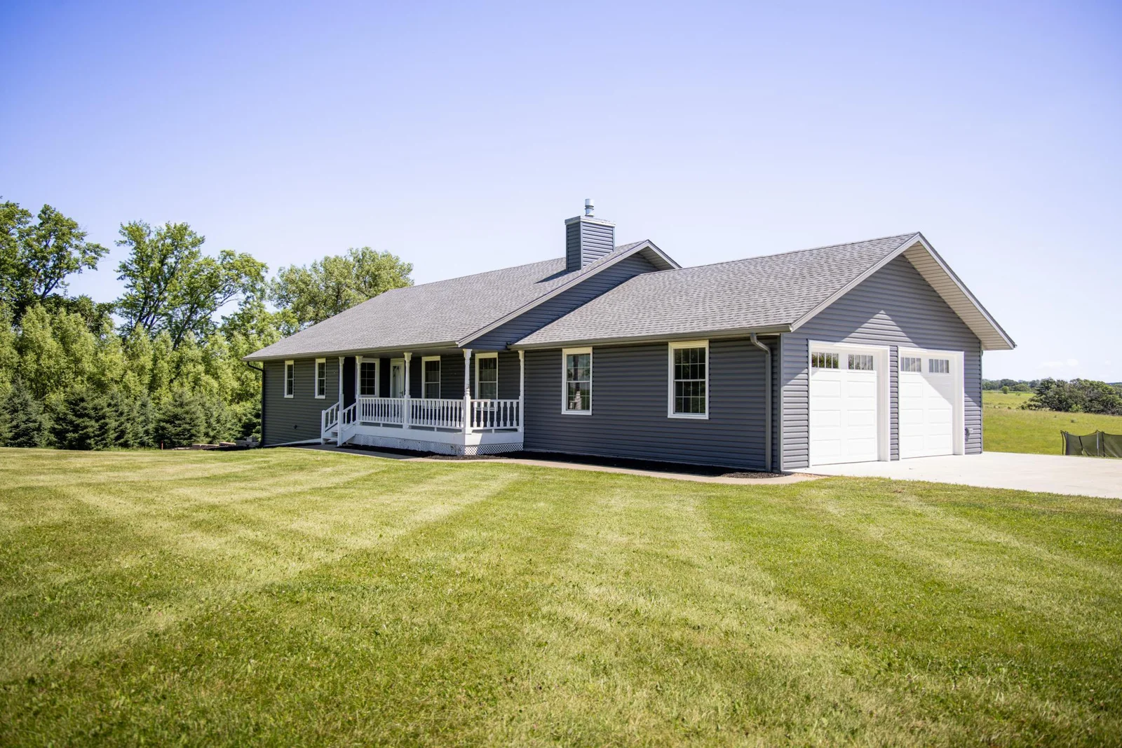New Siding/Garage doors & landscaping