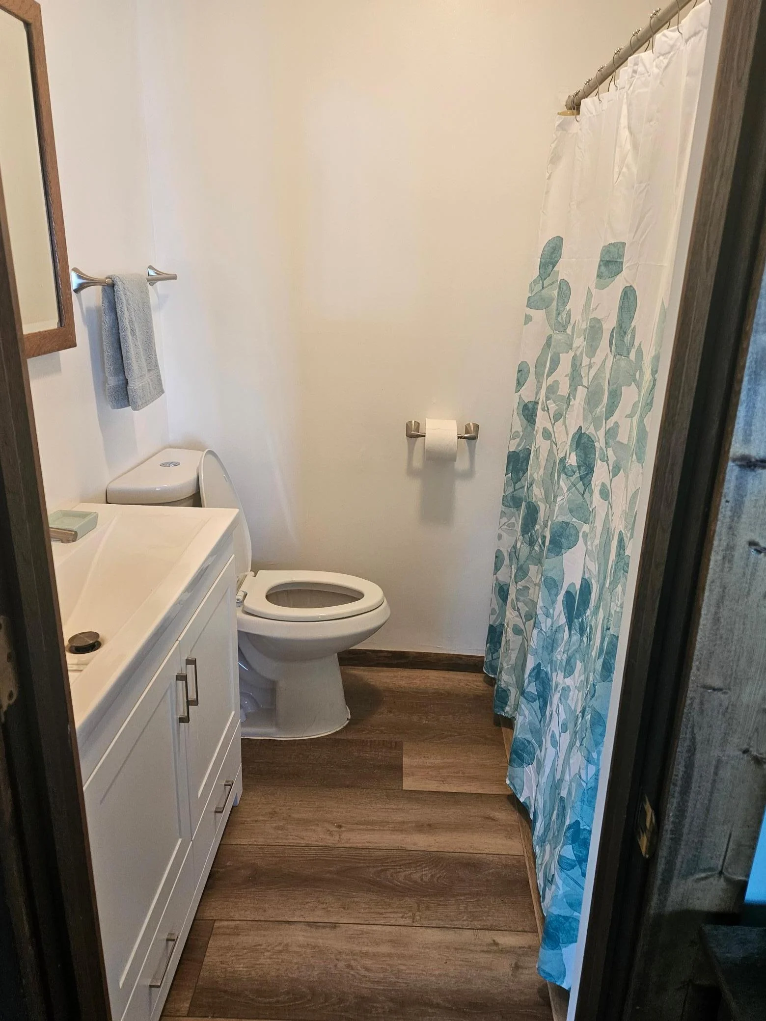 main bathroom upper level