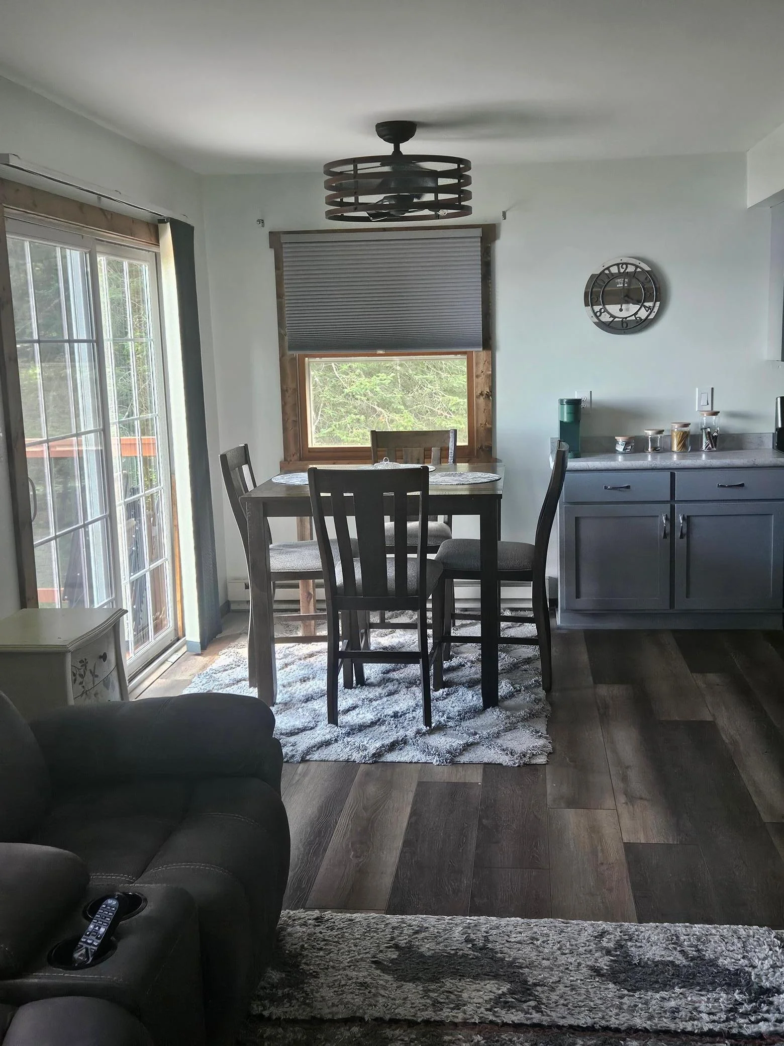dining room.jpg