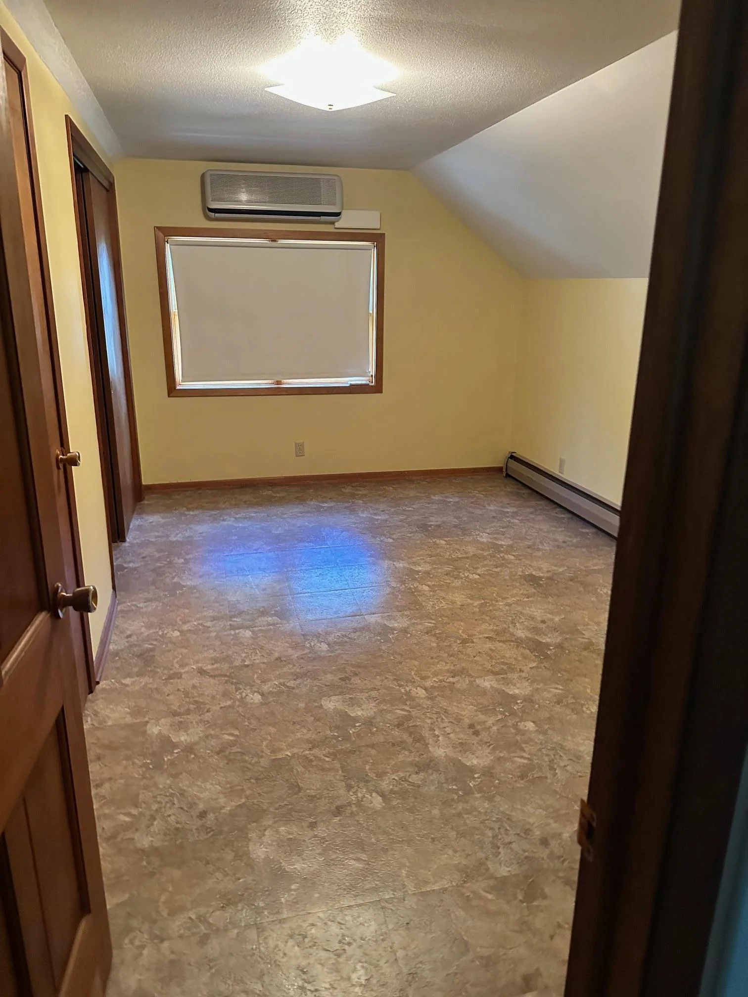 Upstairs Bedroom #3