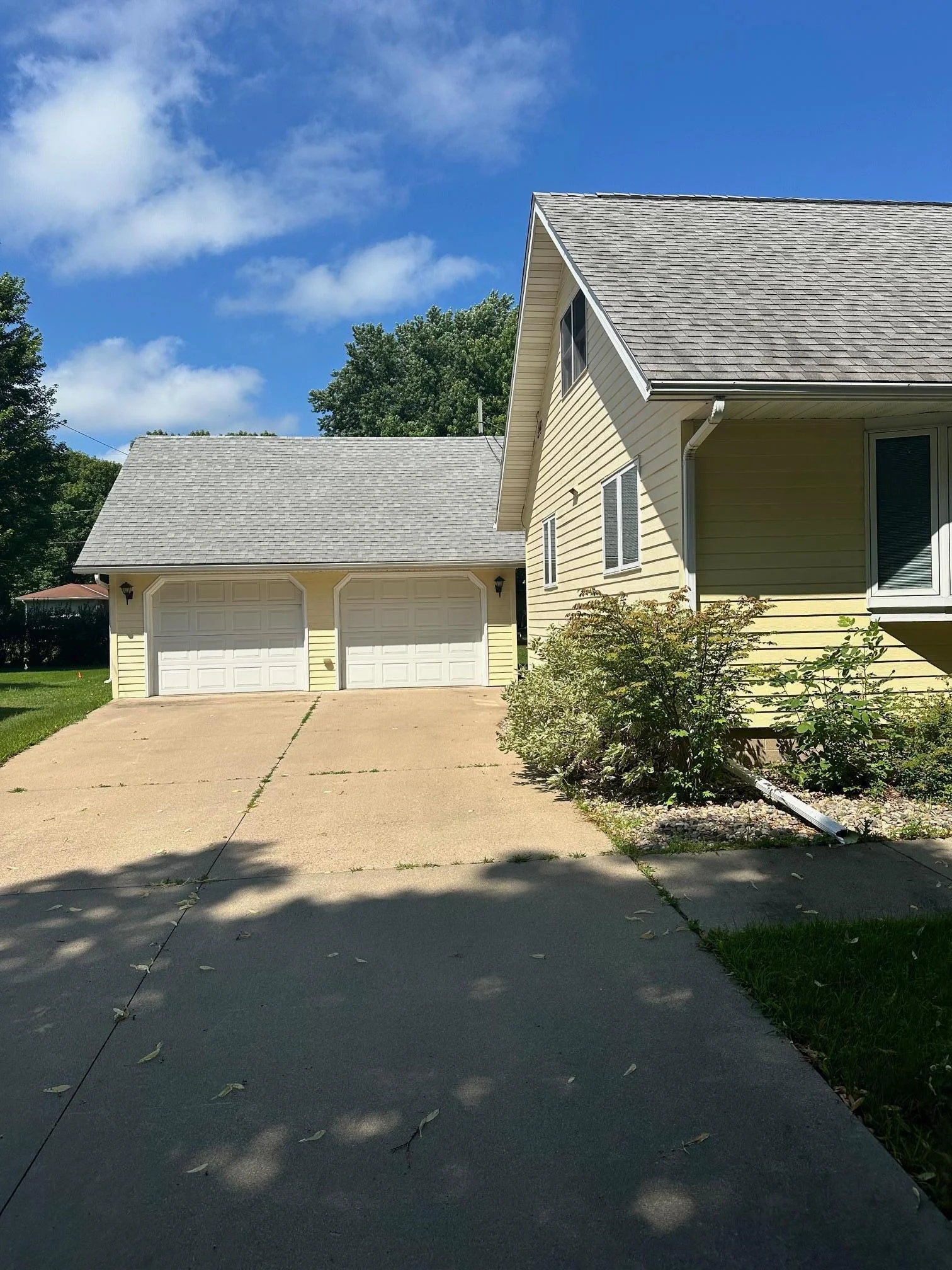 Detached Double Garage