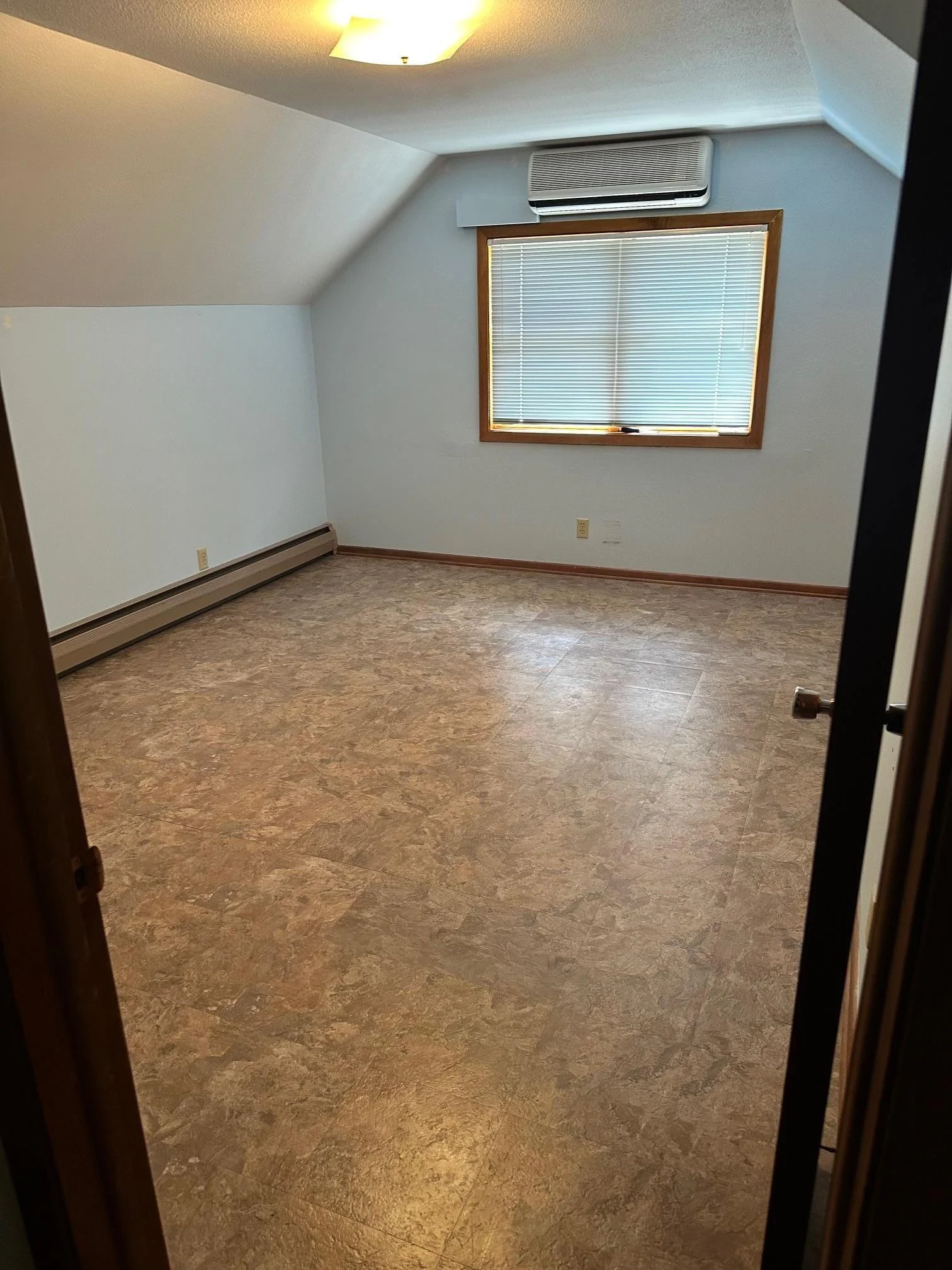 Upstairs Bedroom #2