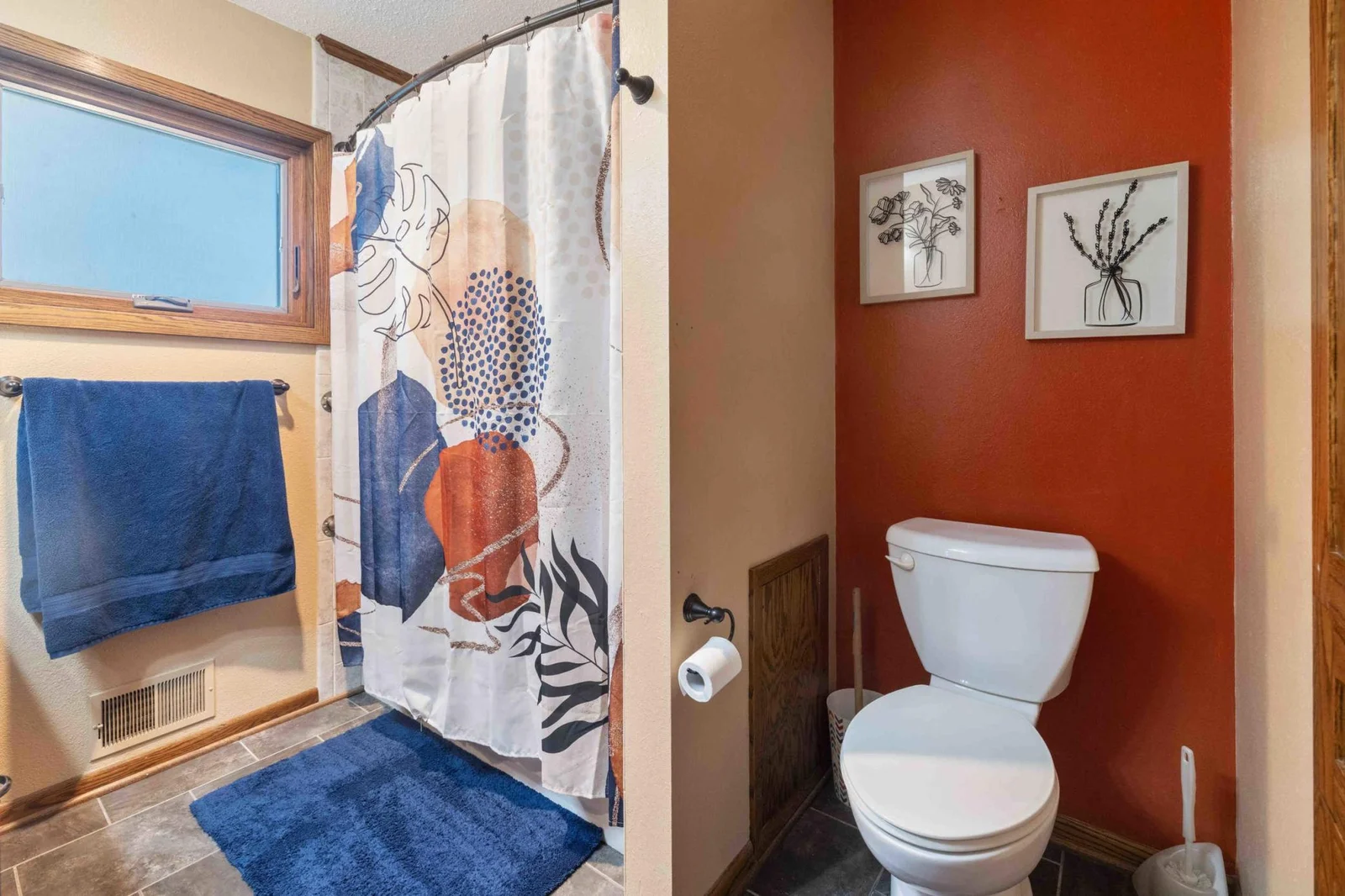 Upstairs full bath with grab bars