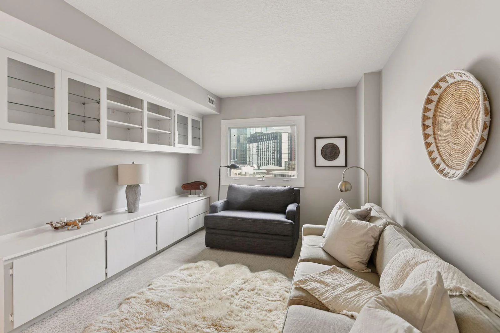 office/3rd bedroom