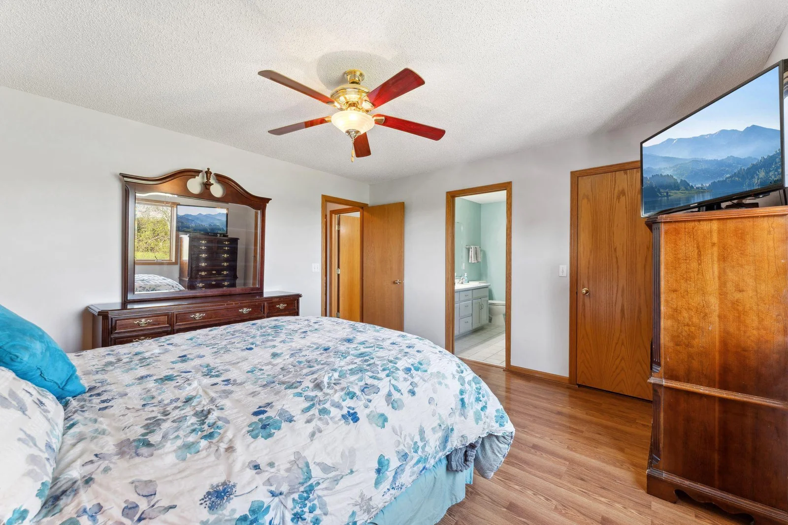 Primary bedroom #2, upper level
