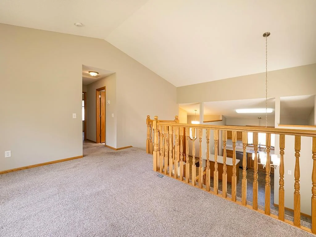 Livingroom.jpg