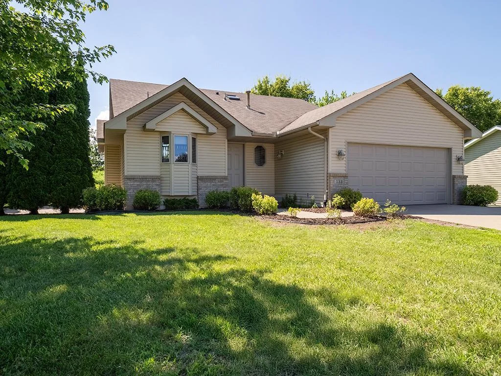 133 Summerfield Ct (2).jpg