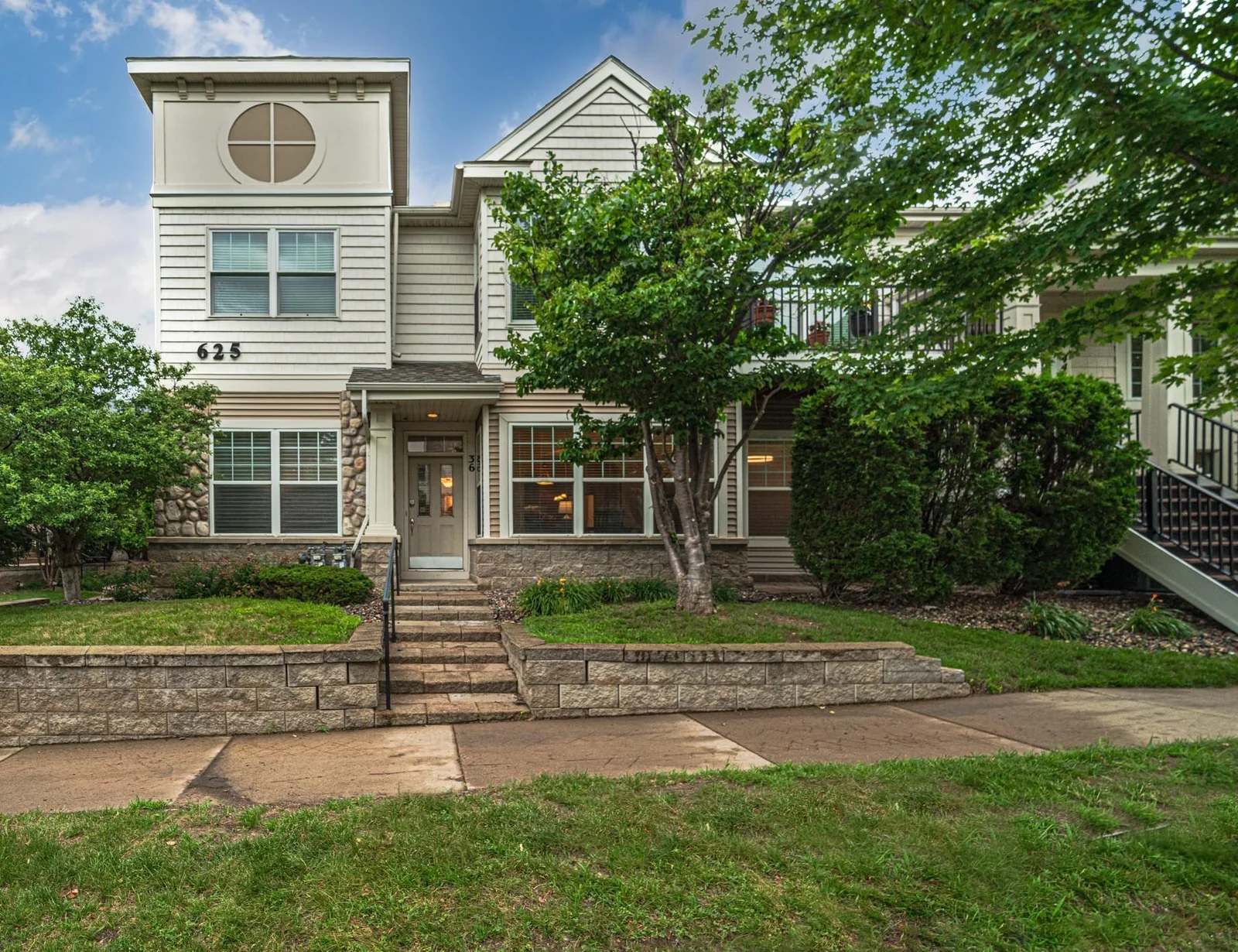 625 Wesley Commons Drive, Golden Valley
