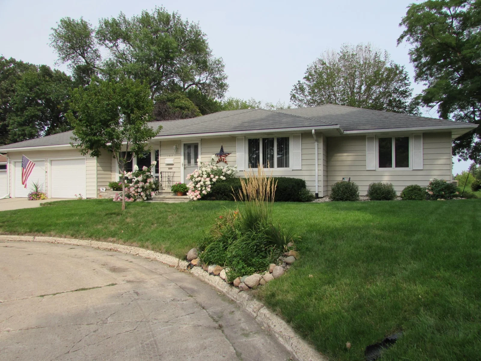 1317 Beach Place, Fairmont