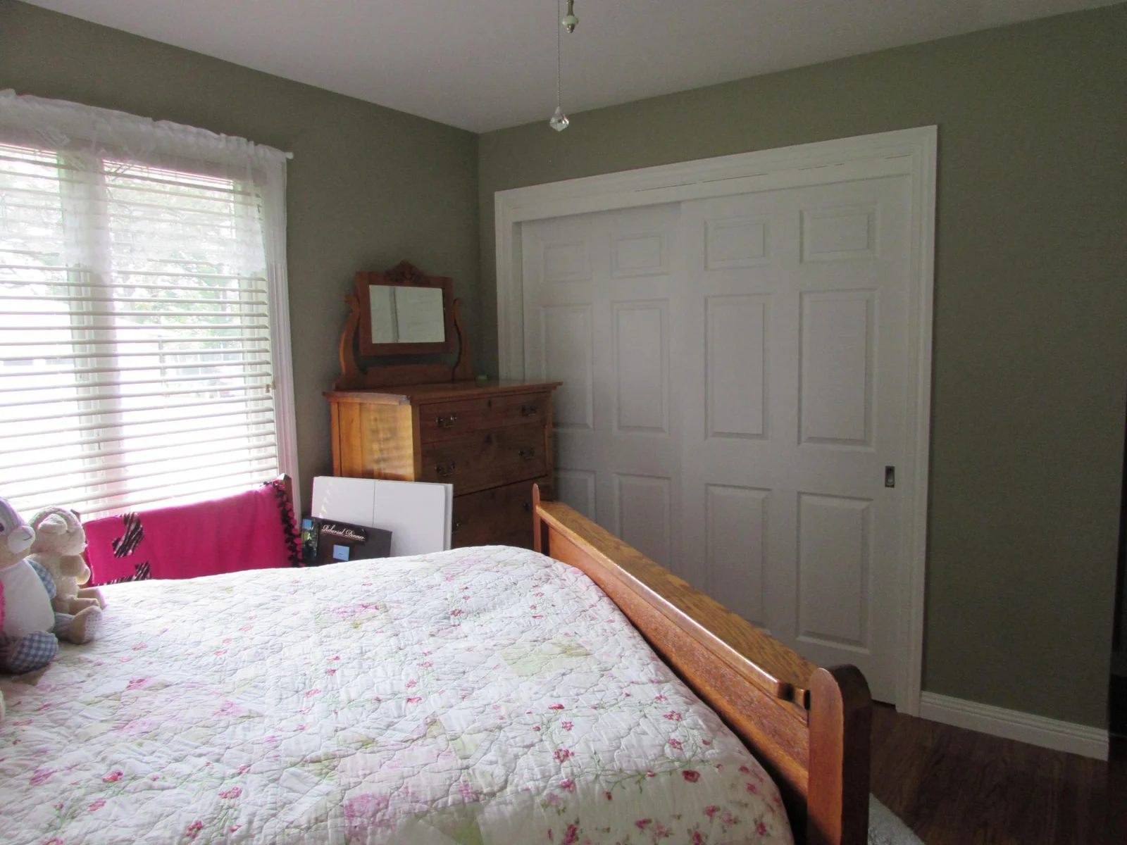 2nd Bedroom