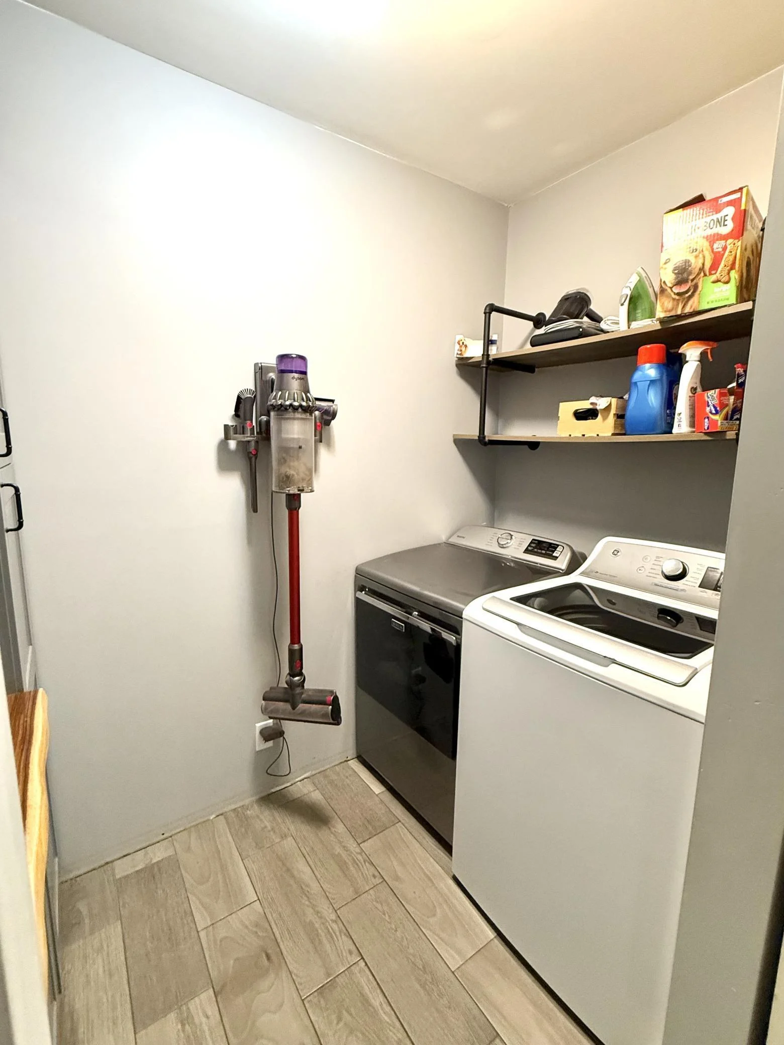 Main Level Launry