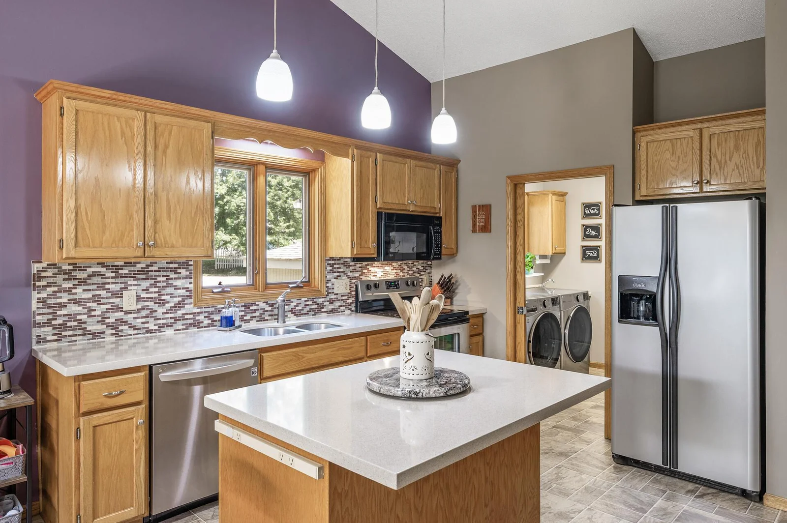 Welcome HOME to 19396 Auburn St NW!