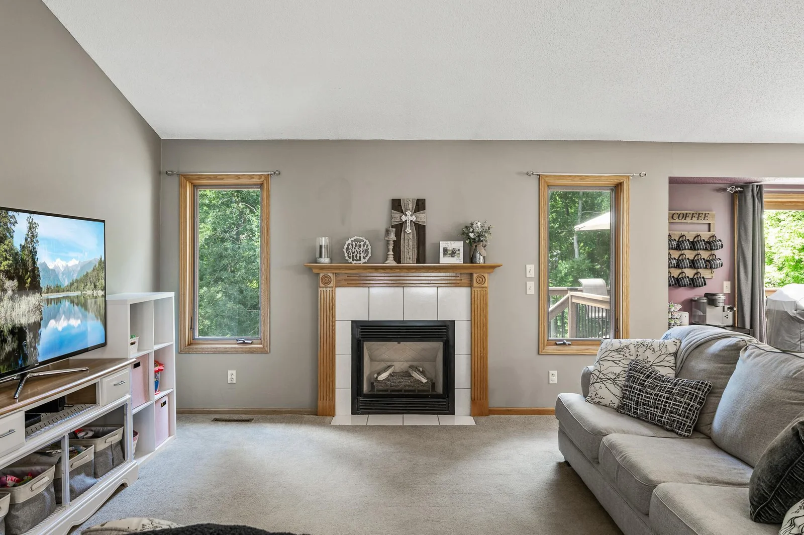 Welcome HOME to 19396 Auburn St NW!
