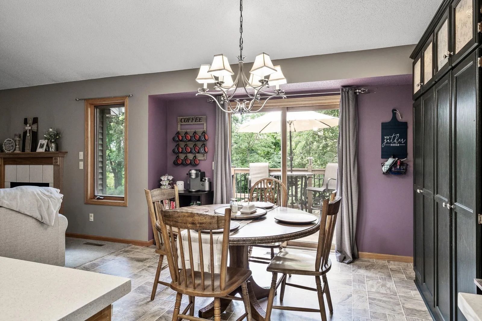 Welcome HOME to 19396 Auburn St NW!