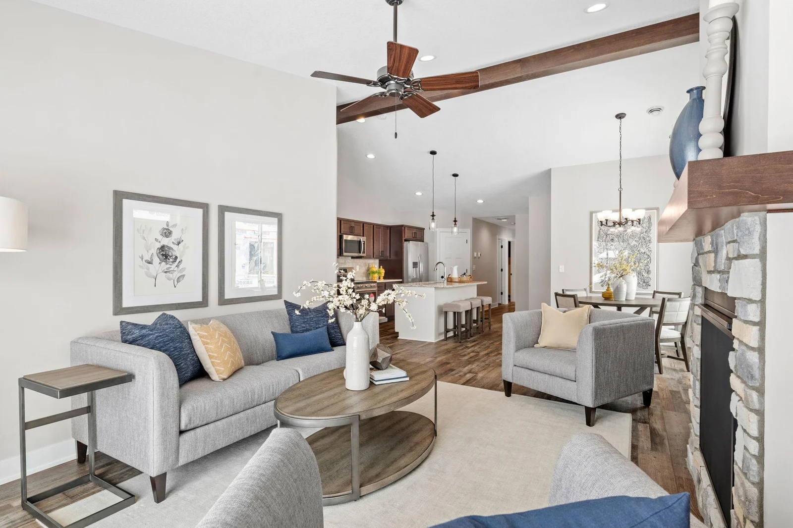 17-web-or-mls-2339 17th Ave E-17.jpg