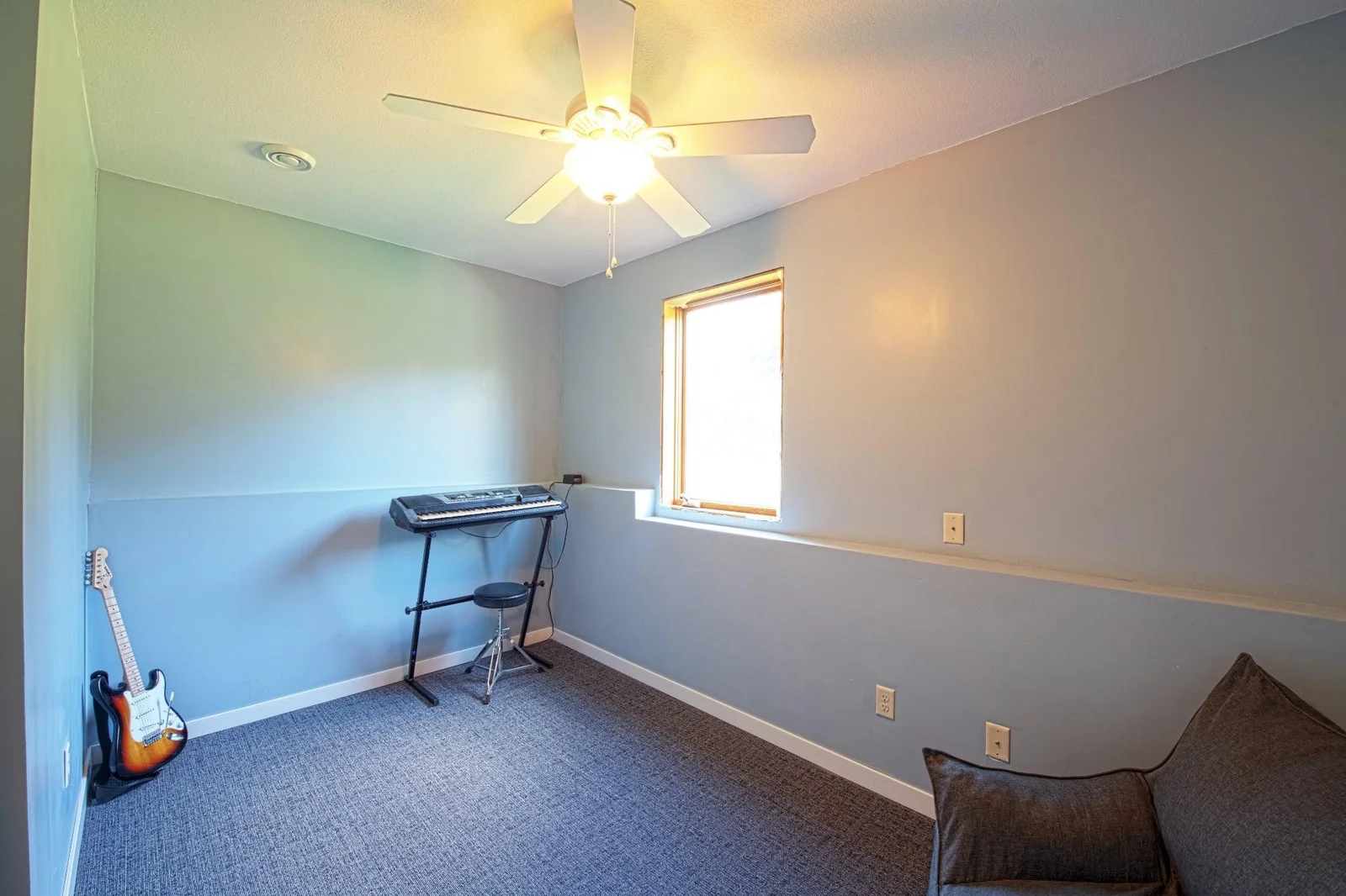 LL Flex room or Office