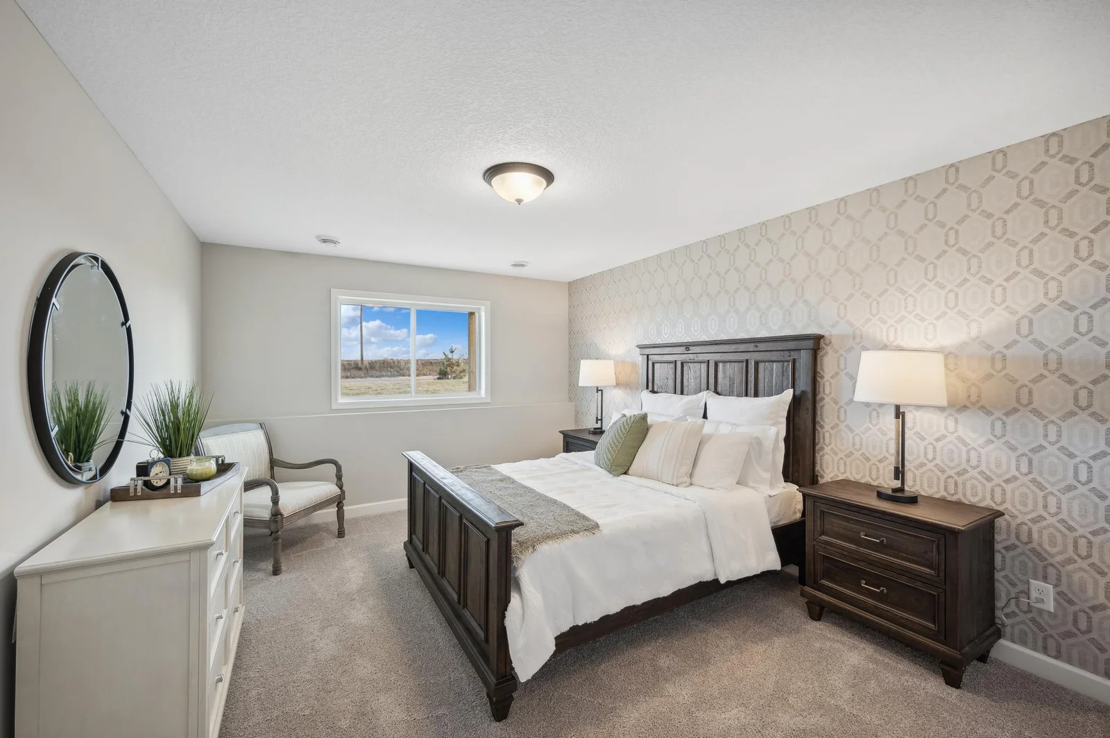 21. Bedroom 5 (2).jpg