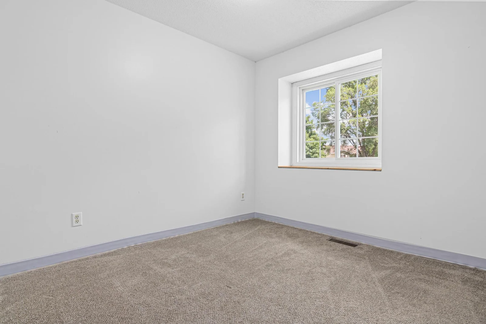 3214 16th Avenue, Anoka, MN-12.jpg