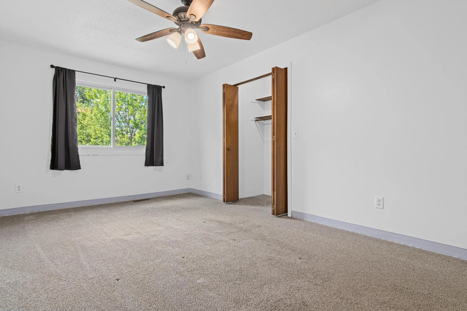 3214 16th Avenue, Anoka, MN-18.jpg