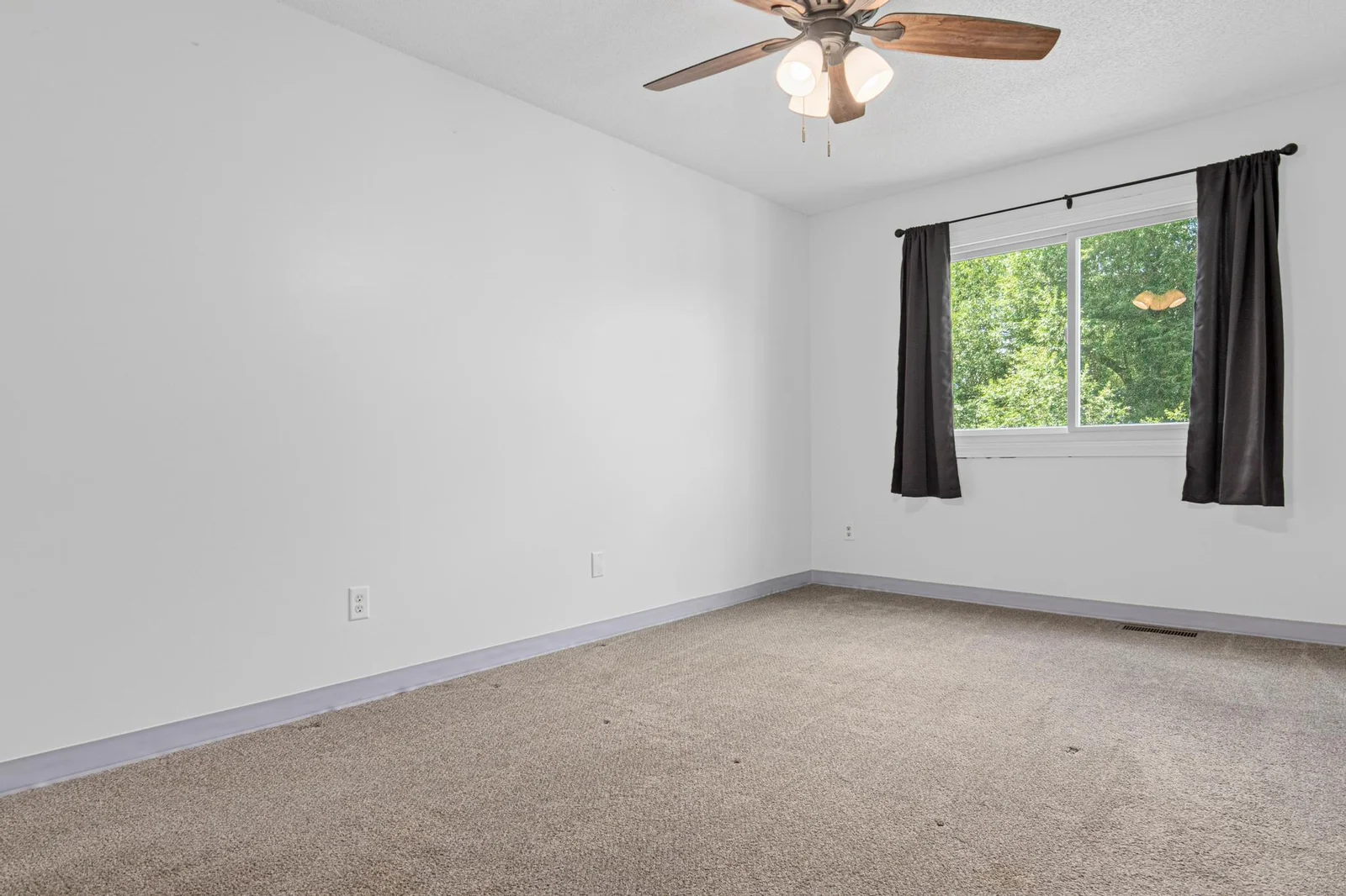 3214 16th Avenue, Anoka, MN-17.jpg