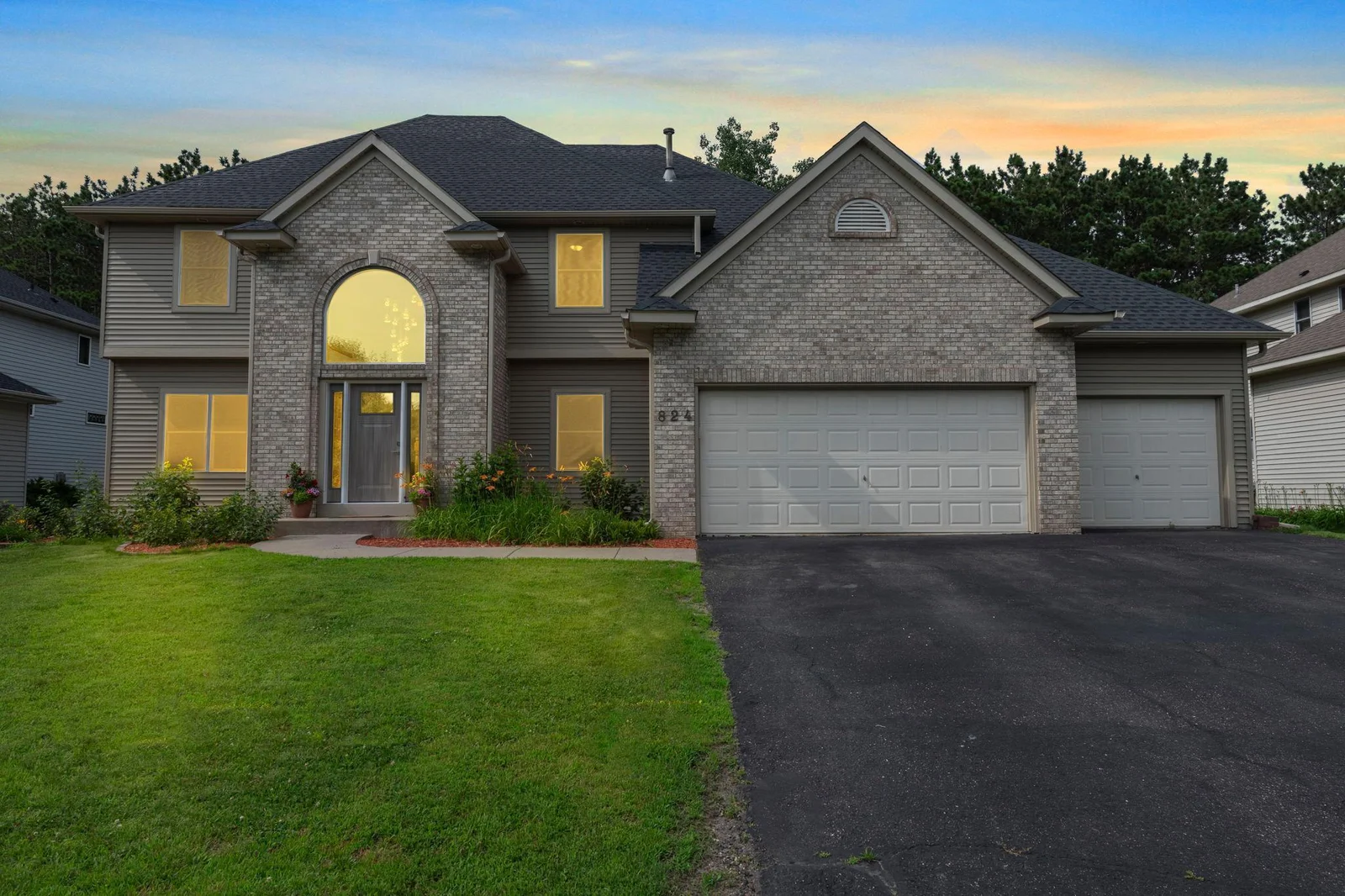 824 Henslow Avenue, Oakdale