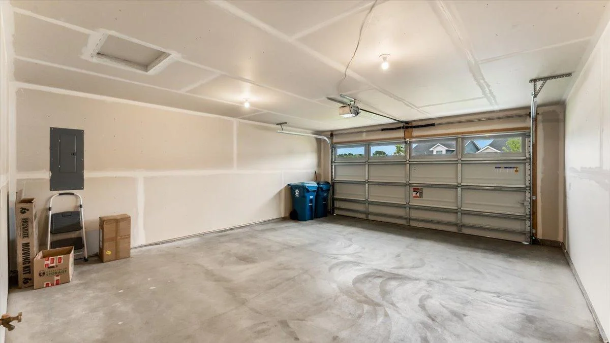 Clean garage.