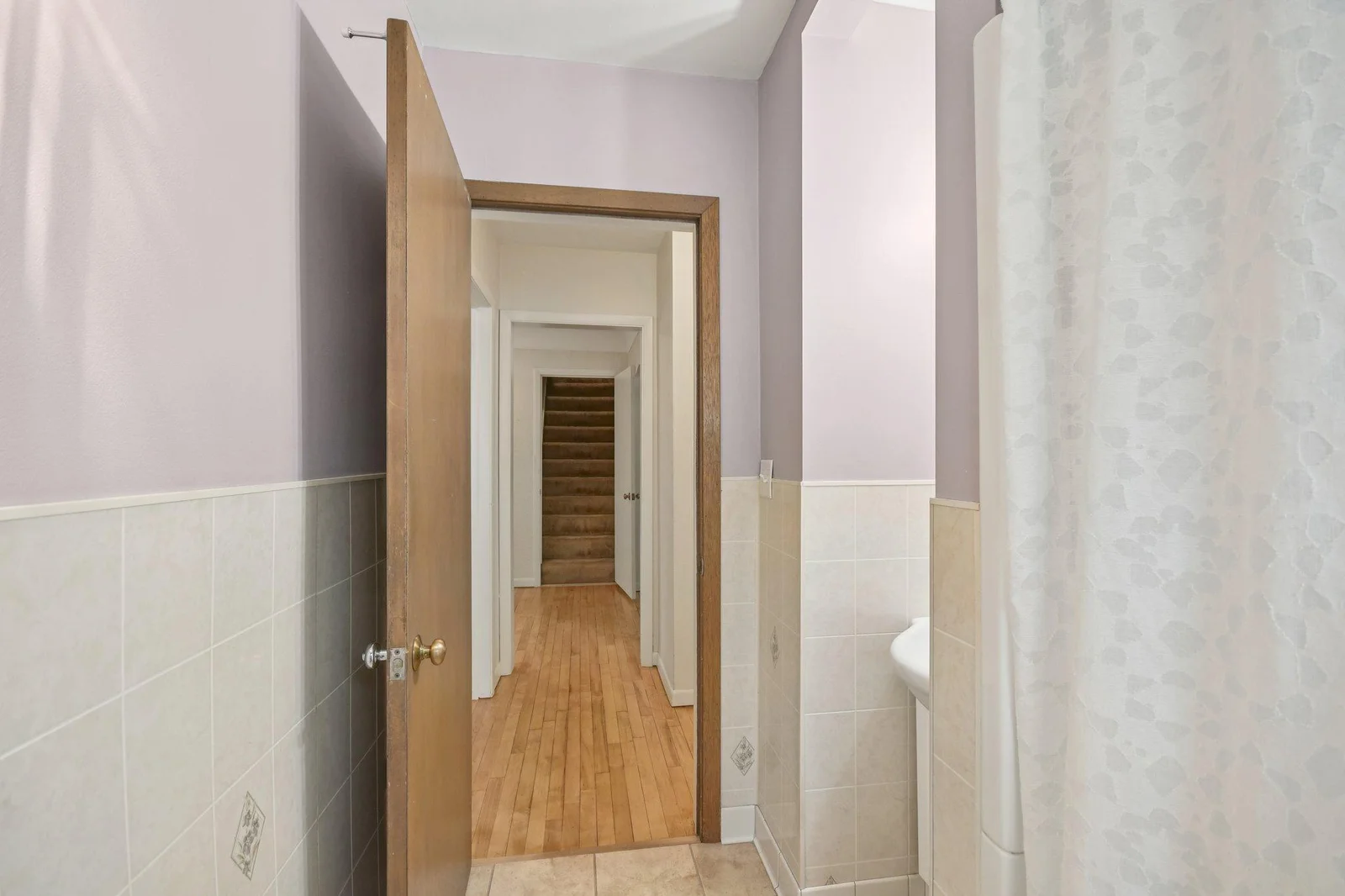 20-web-or-mls-Butler Ave-S1507-020.jpg