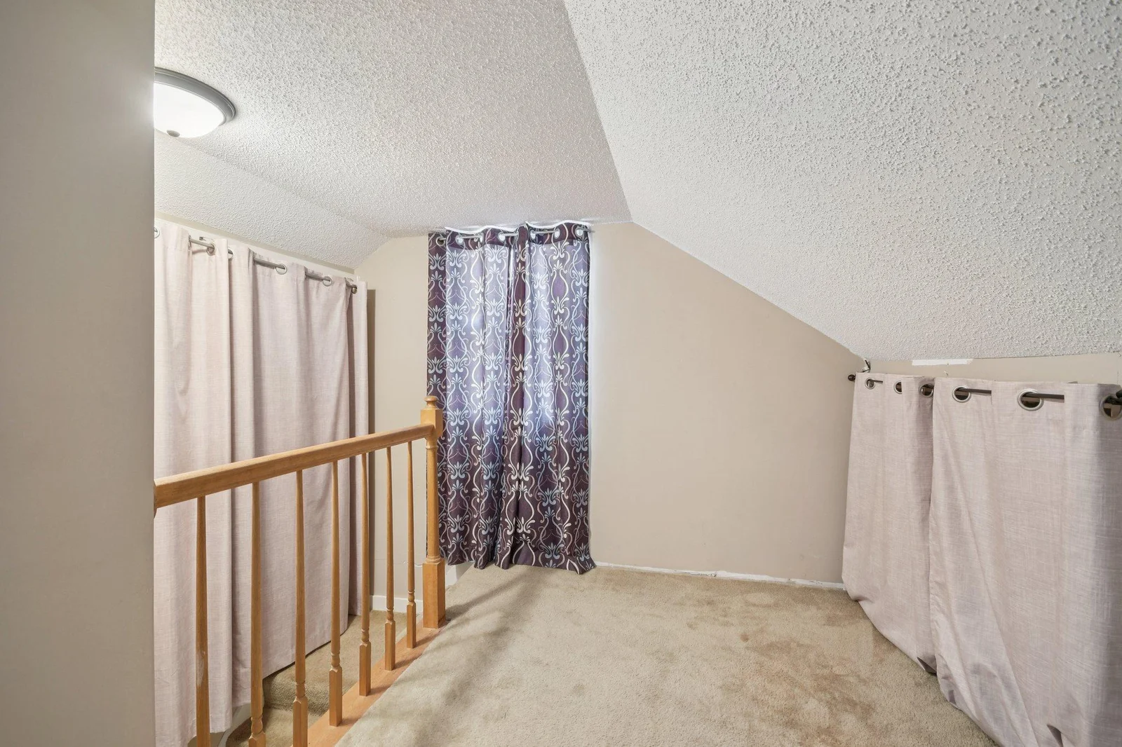 31-web-or-mls-Butler Ave-S1507-031.jpg