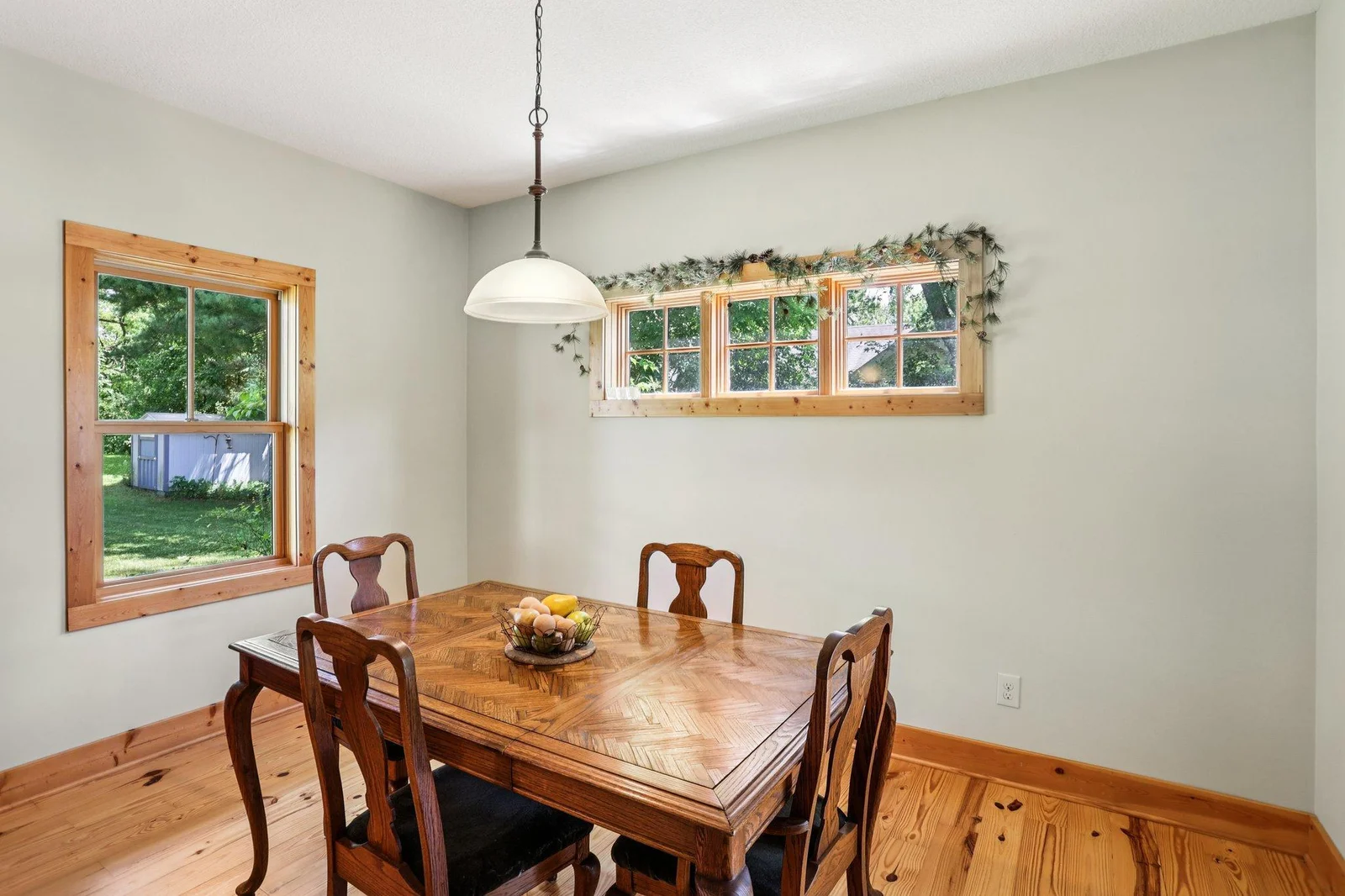 14-web-or-mls-Oasis Rd-S1007-014.jpg