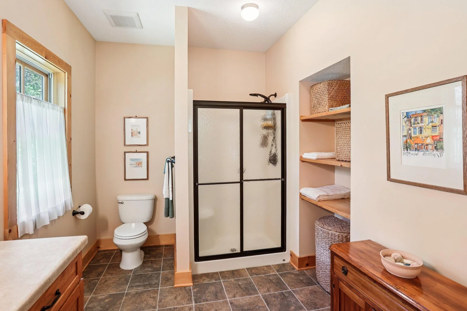 36-web-or-mls-Oasis Rd-S1007-036.jpg