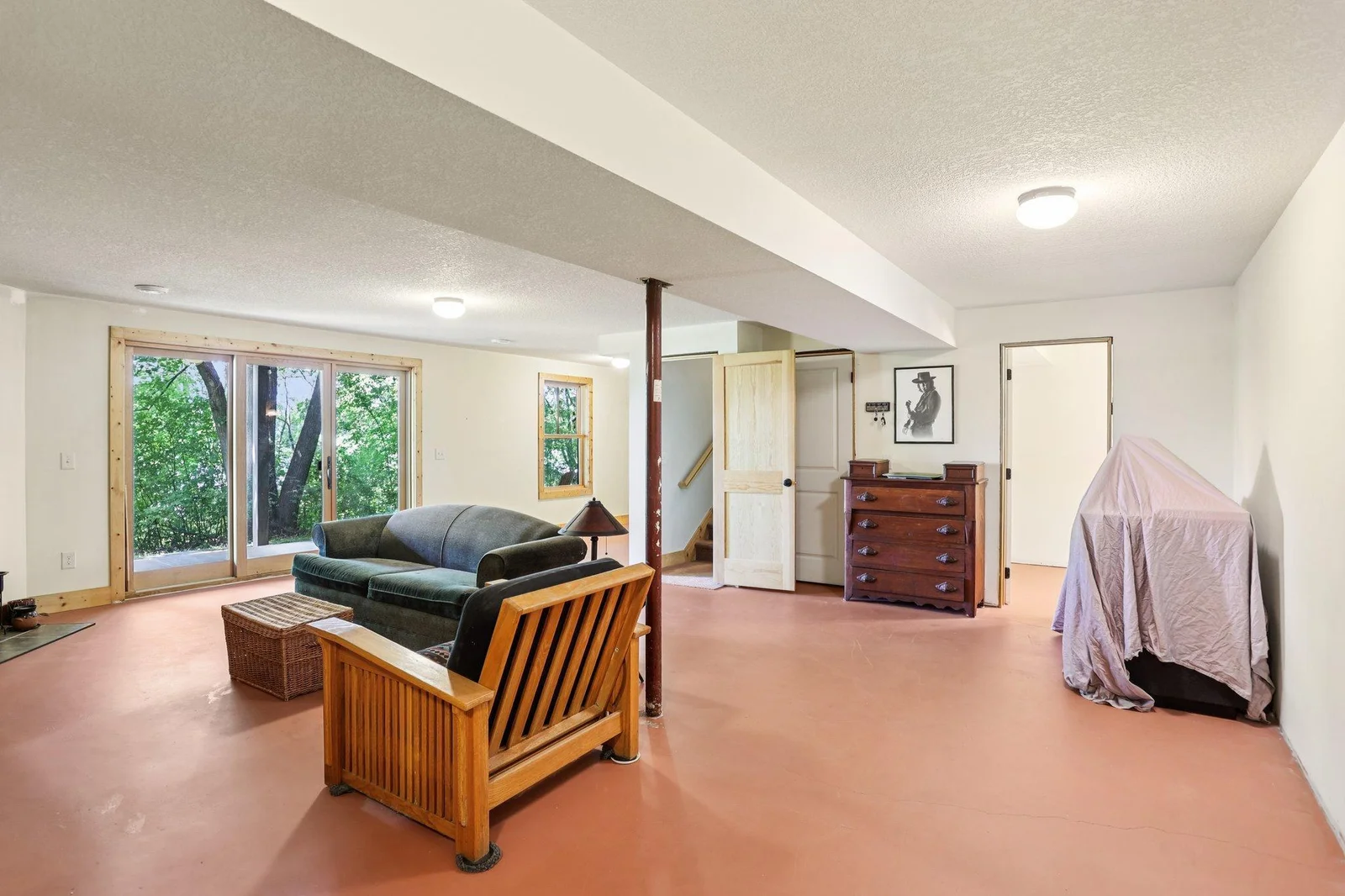 12-web-or-mls-Oasis Rd-S1007-012.jpg