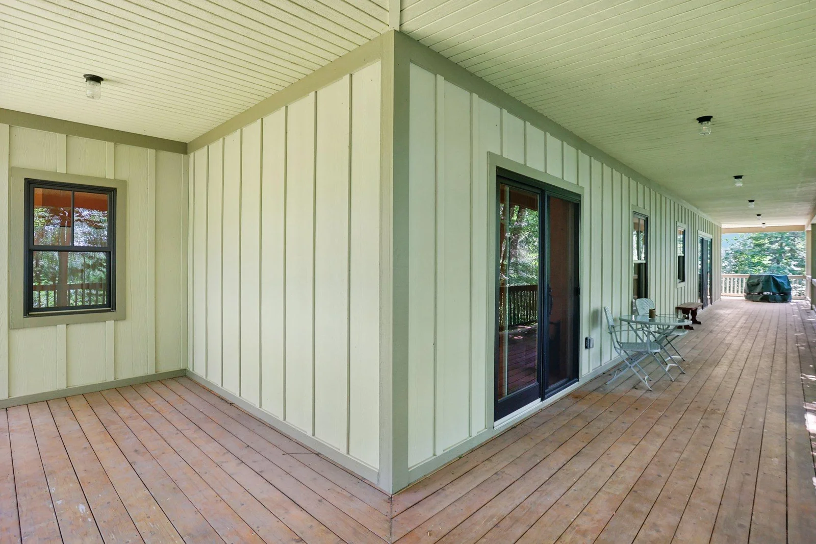 45-web-or-mls-Oasis Rd-S1007-045.jpg