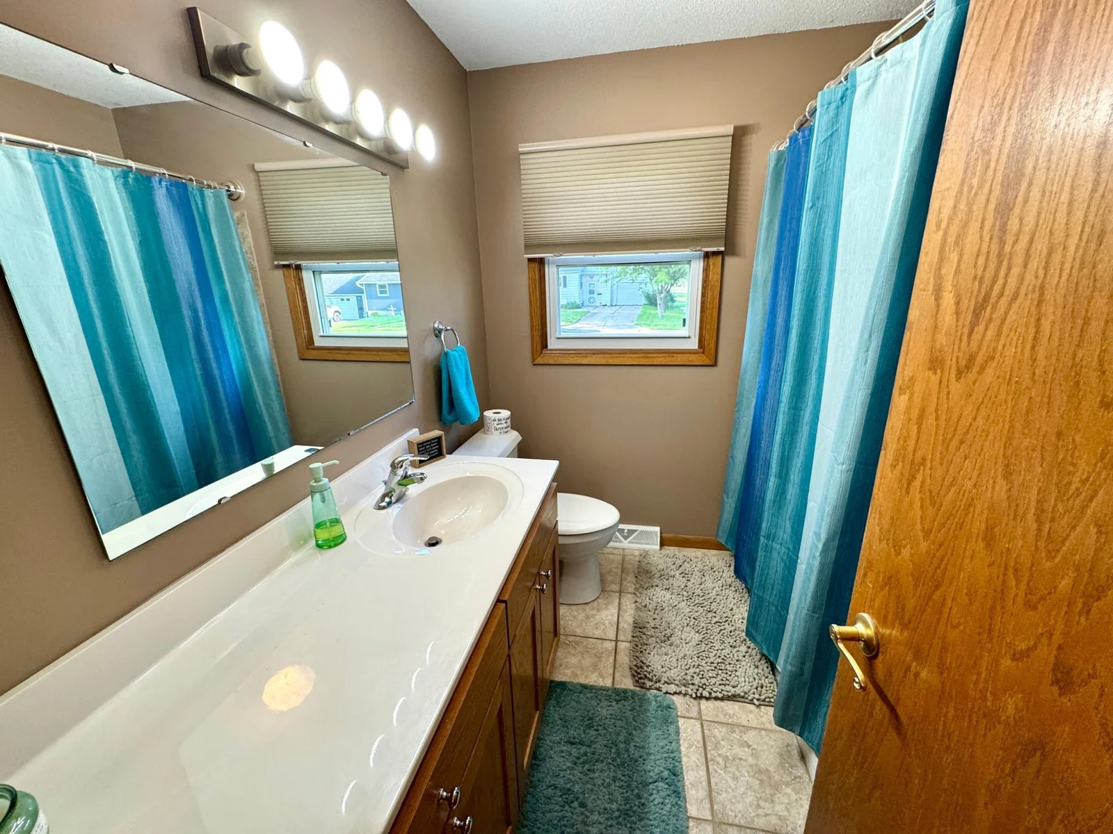 Full Bath