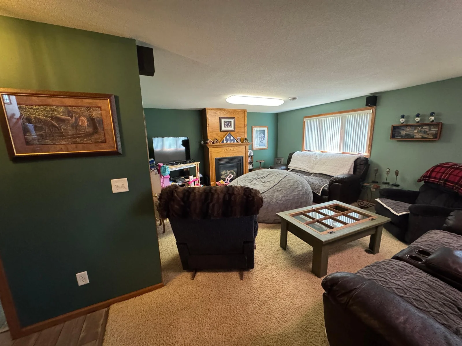 Fam Room