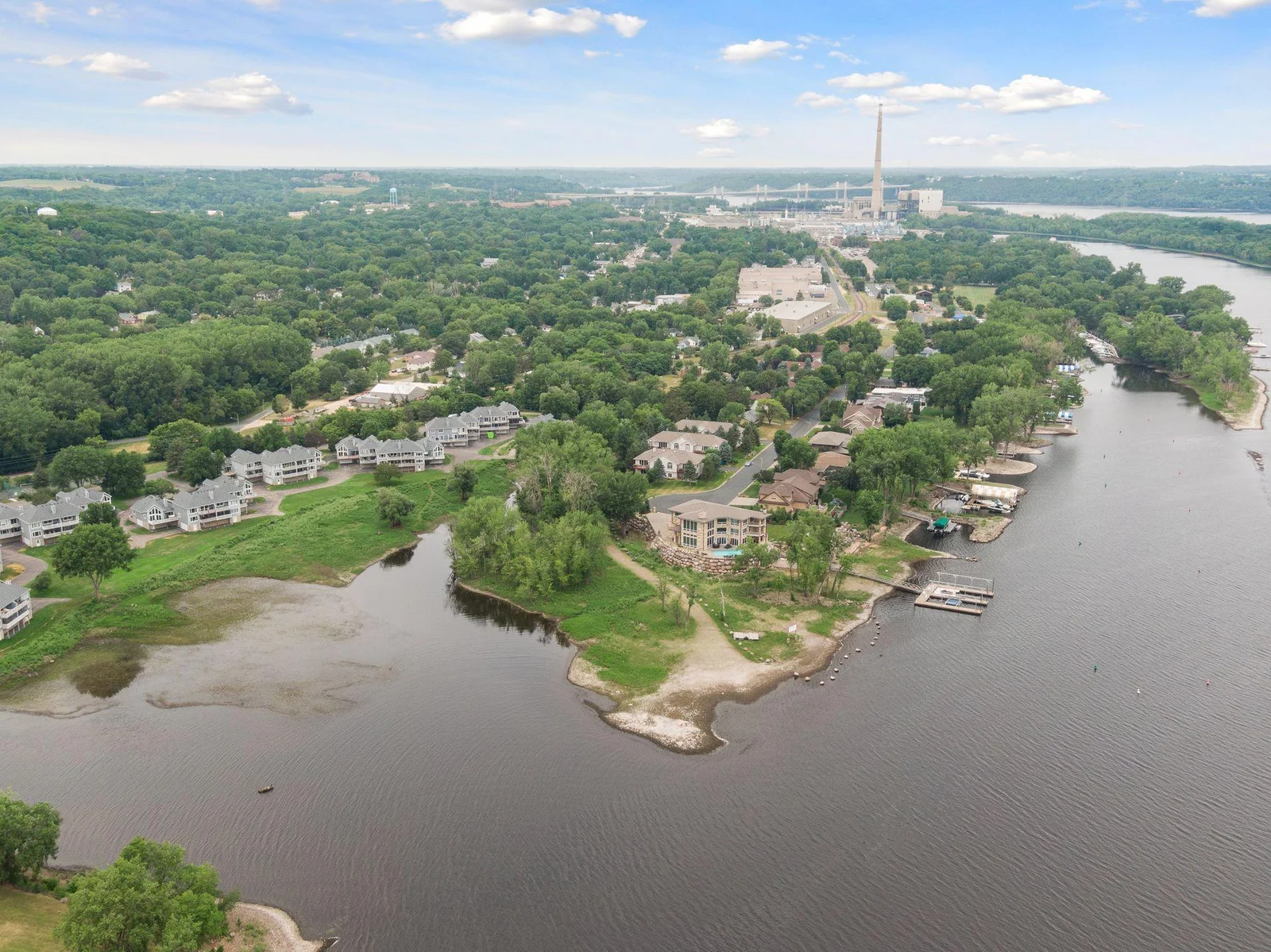 Photo 1 of 560 Lakeside Bay