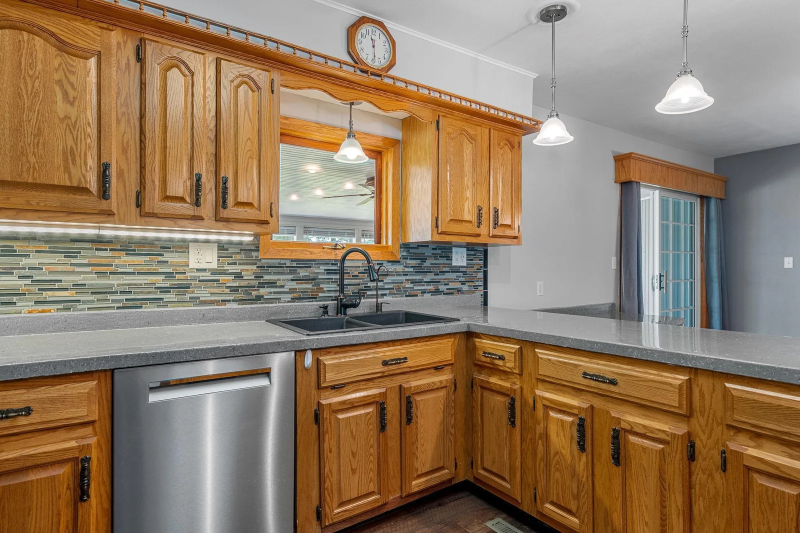 13-web-or-mls-3820-sw-8th-st.jpg
