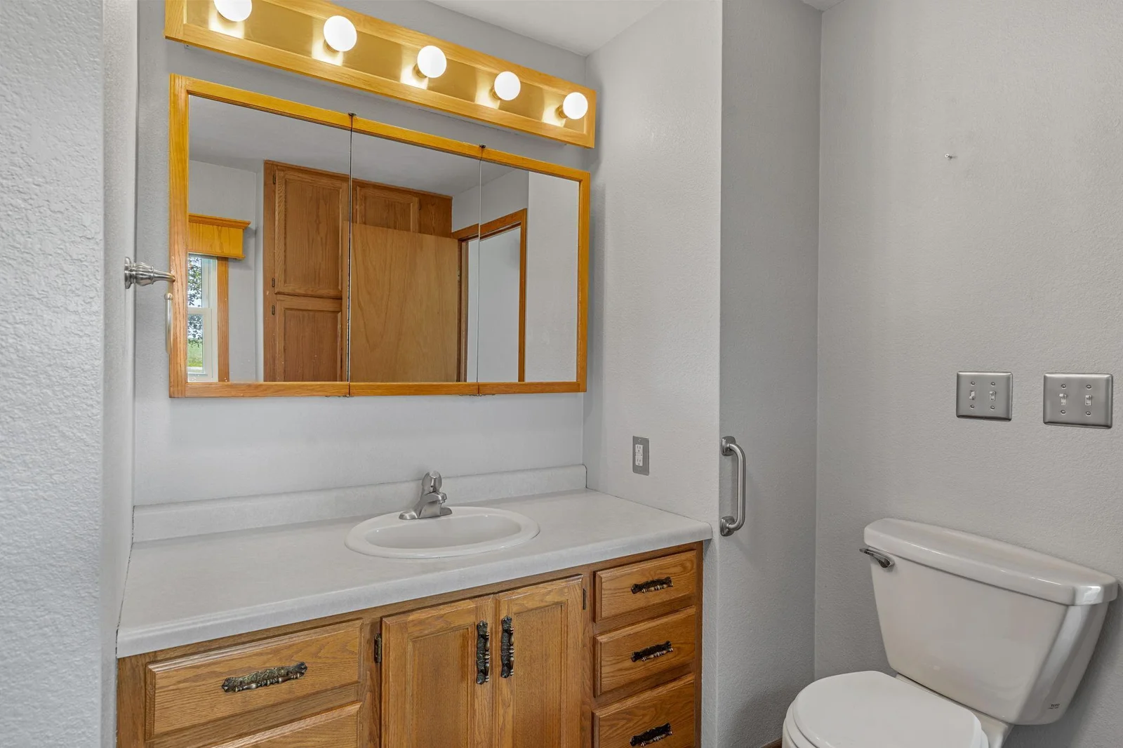 23-web-or-mls-3820-sw-8th-st.jpg
