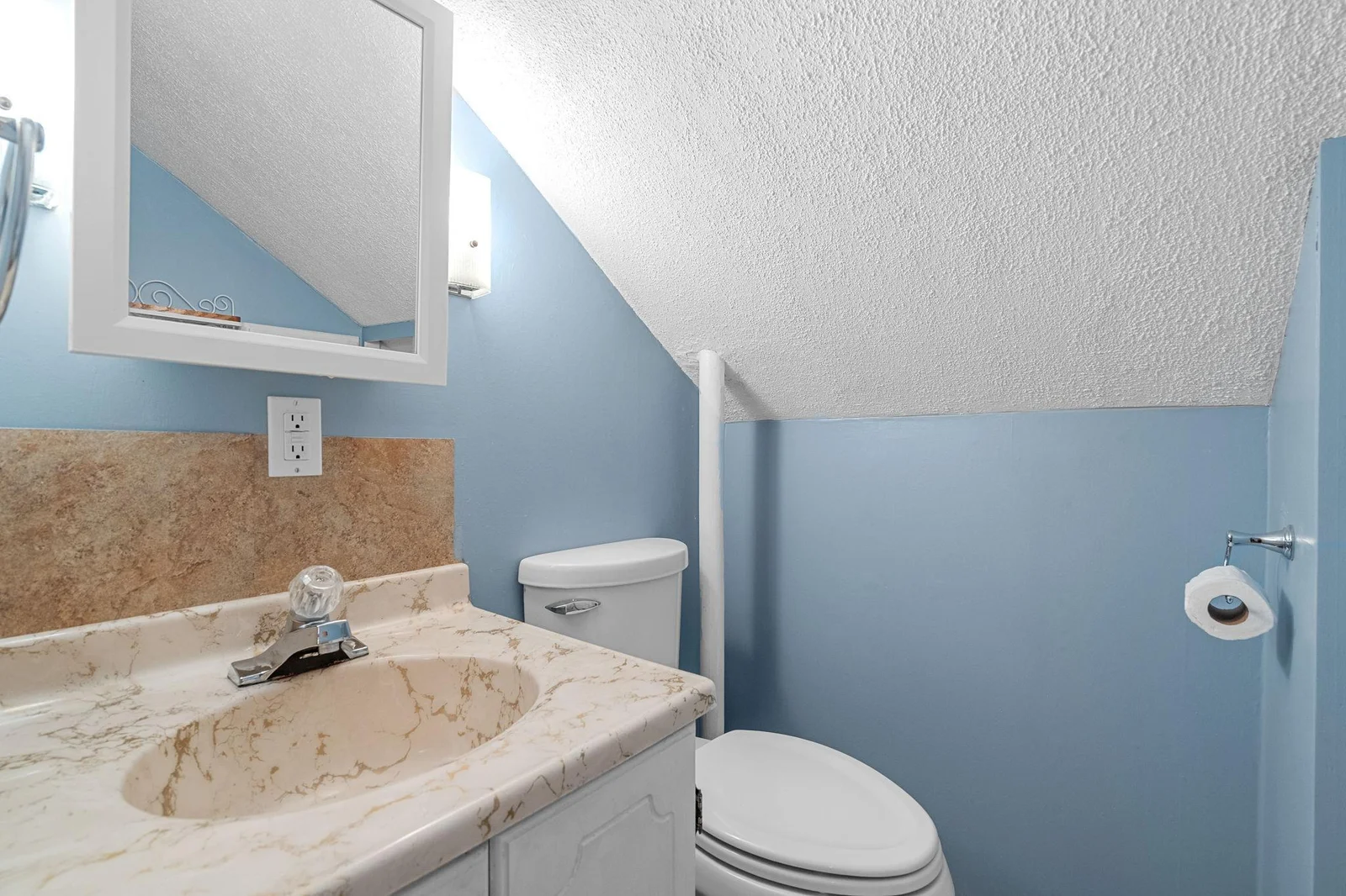 29-web-or-mls-3820-sw-8th-st.jpg