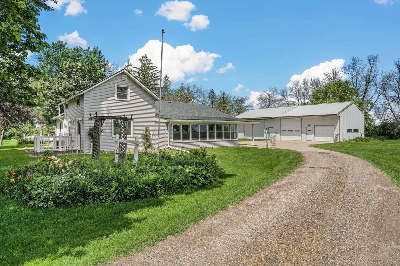 3820 8th Street, Owatonna