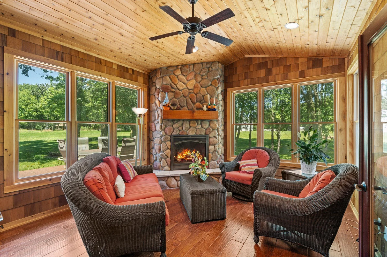 1-g30-web-or-mls-11512_dale_rd-146.jpg