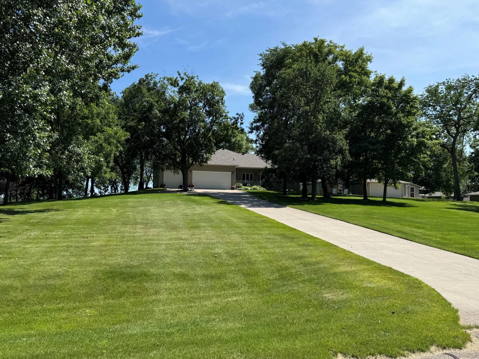 27-Large lot