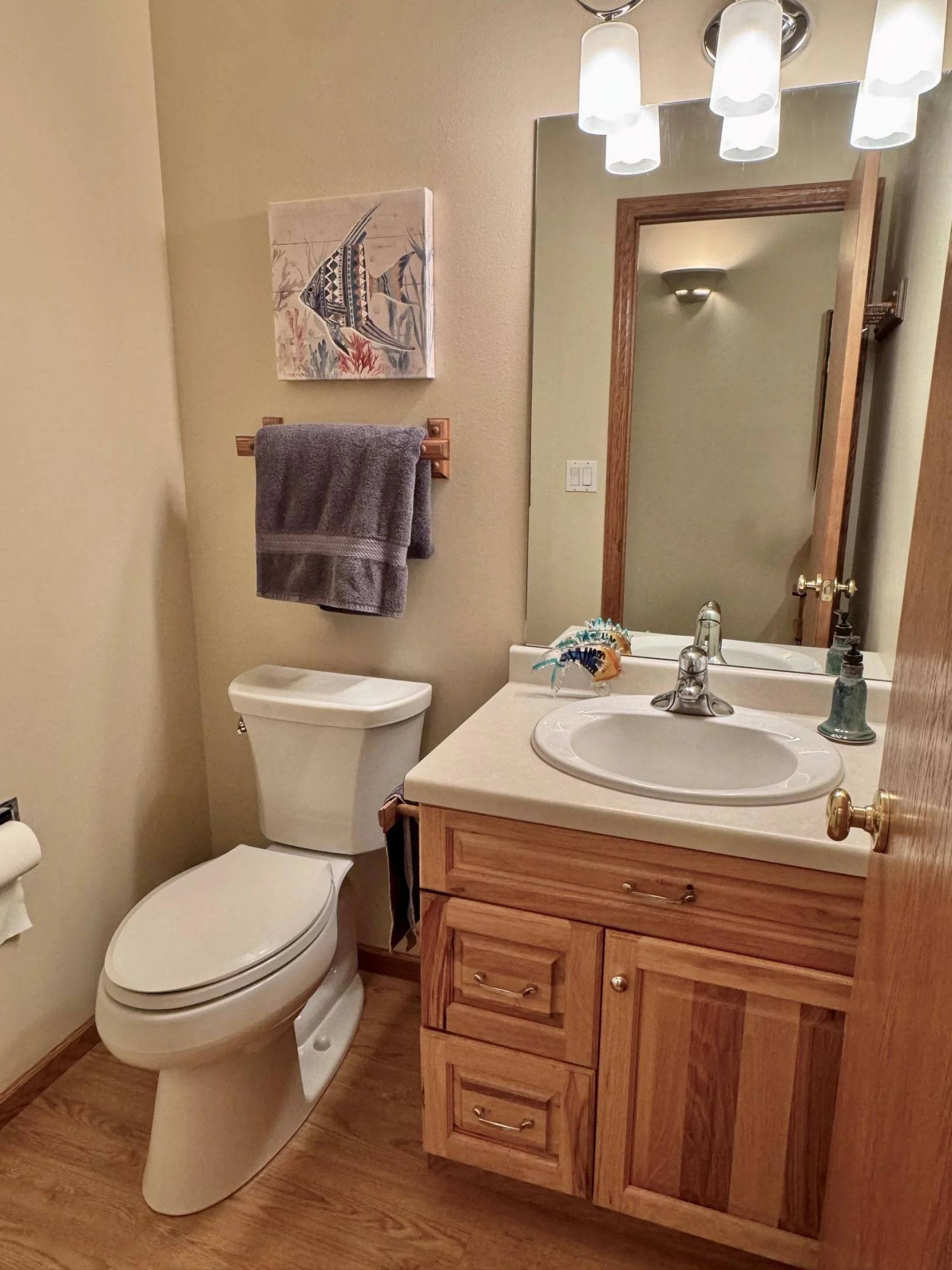 17-Half bath - main floor