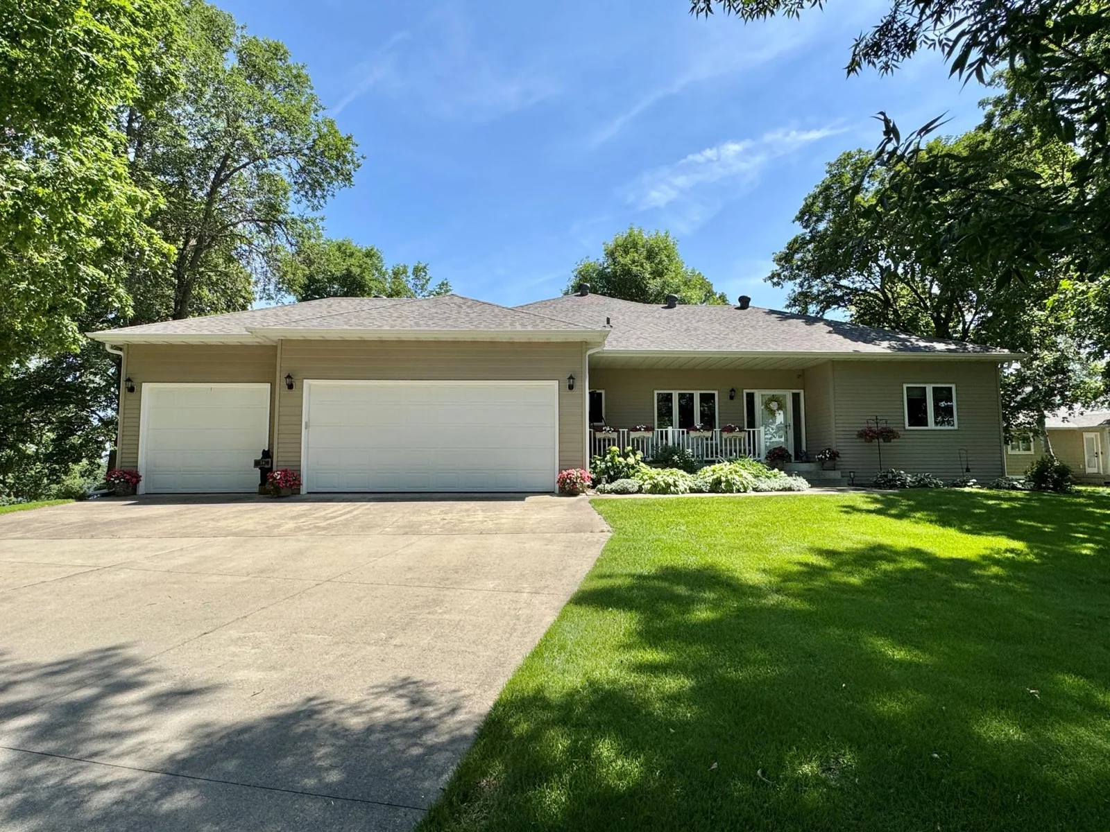 33678 Wildwood Drive, Dent