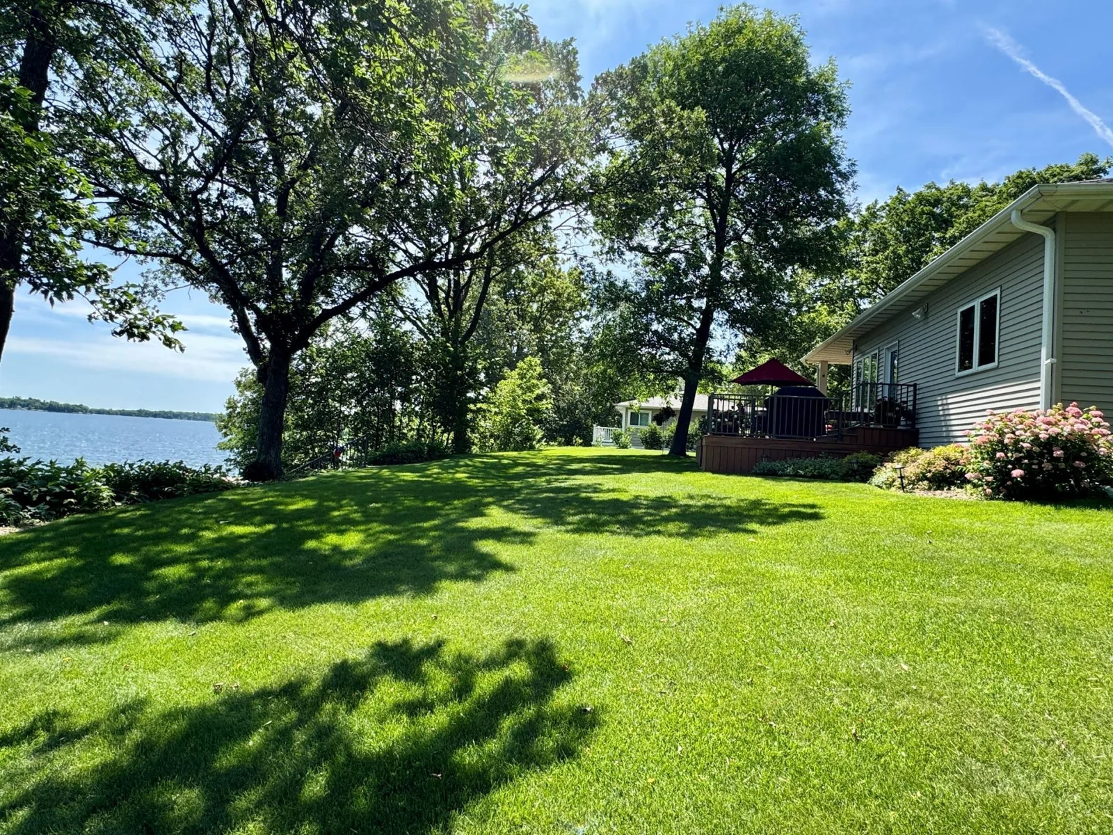 25-Lake side of home