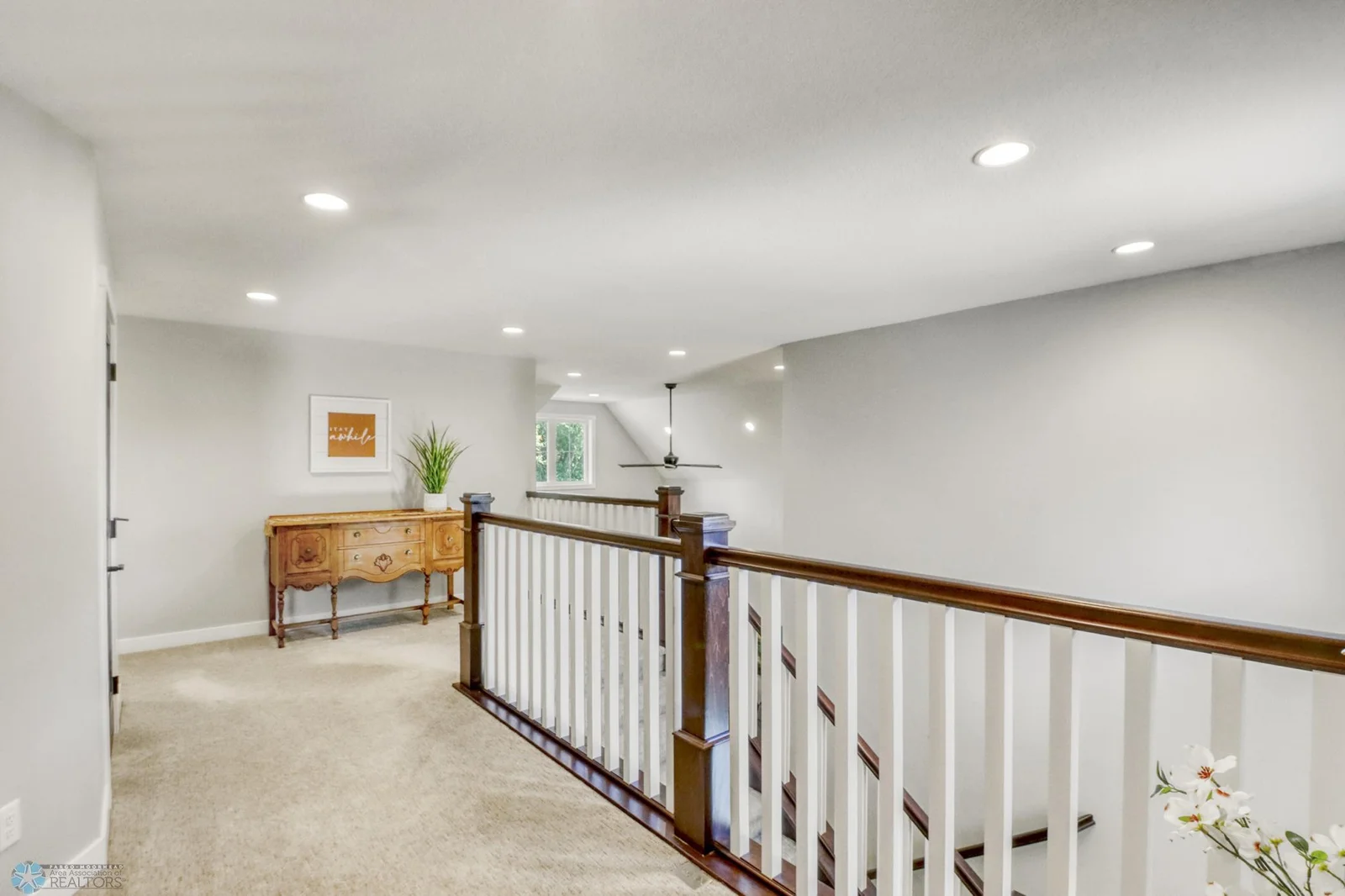 Upstairs1_2.JPG