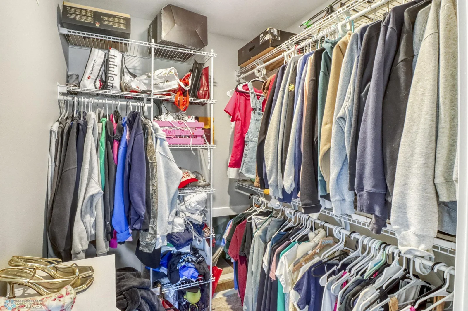Upstairs Bedroom1_Closet.JPG