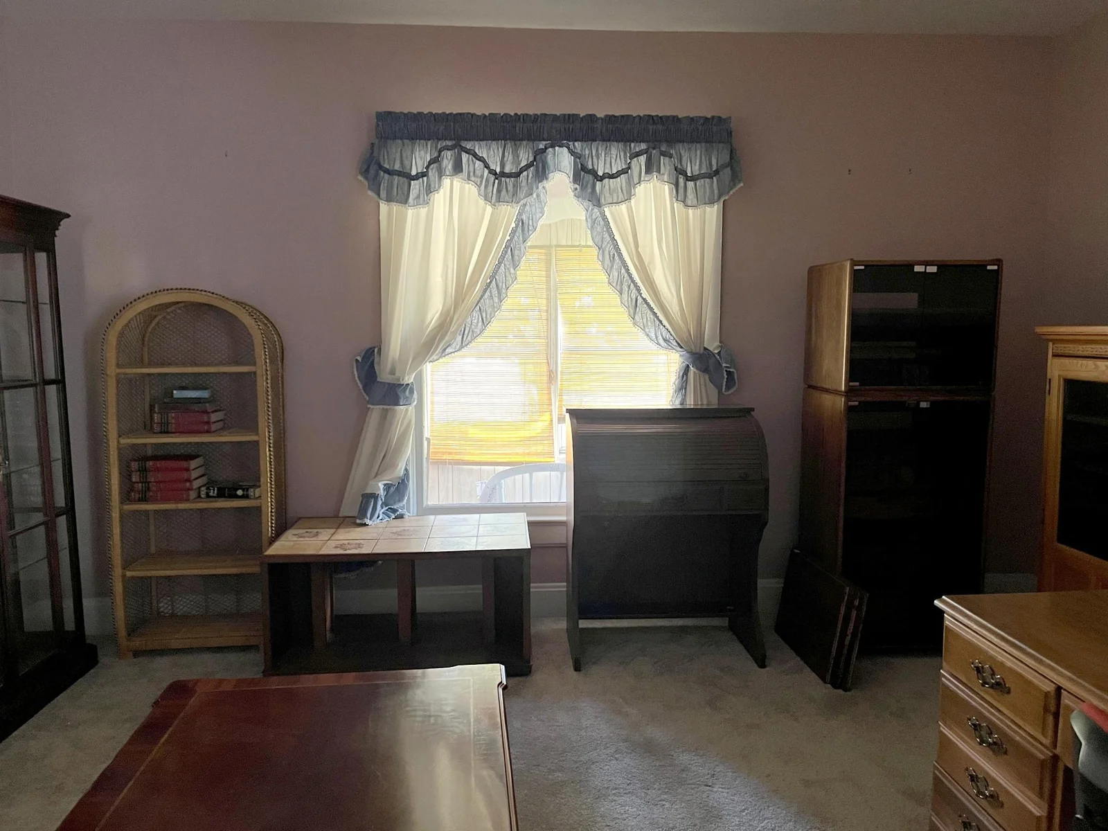 Living Room e.jpg