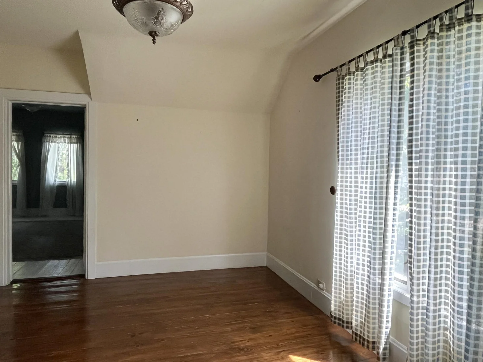 Bedroom 3 c.jpg