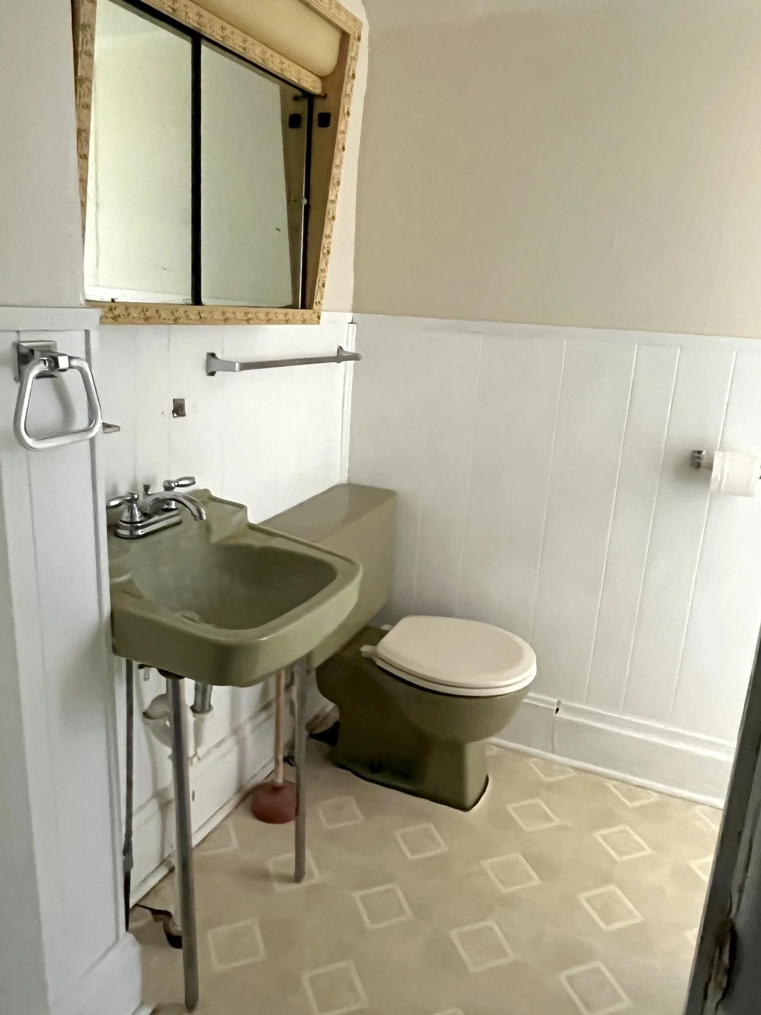 Bath 2 a FULL.jpg